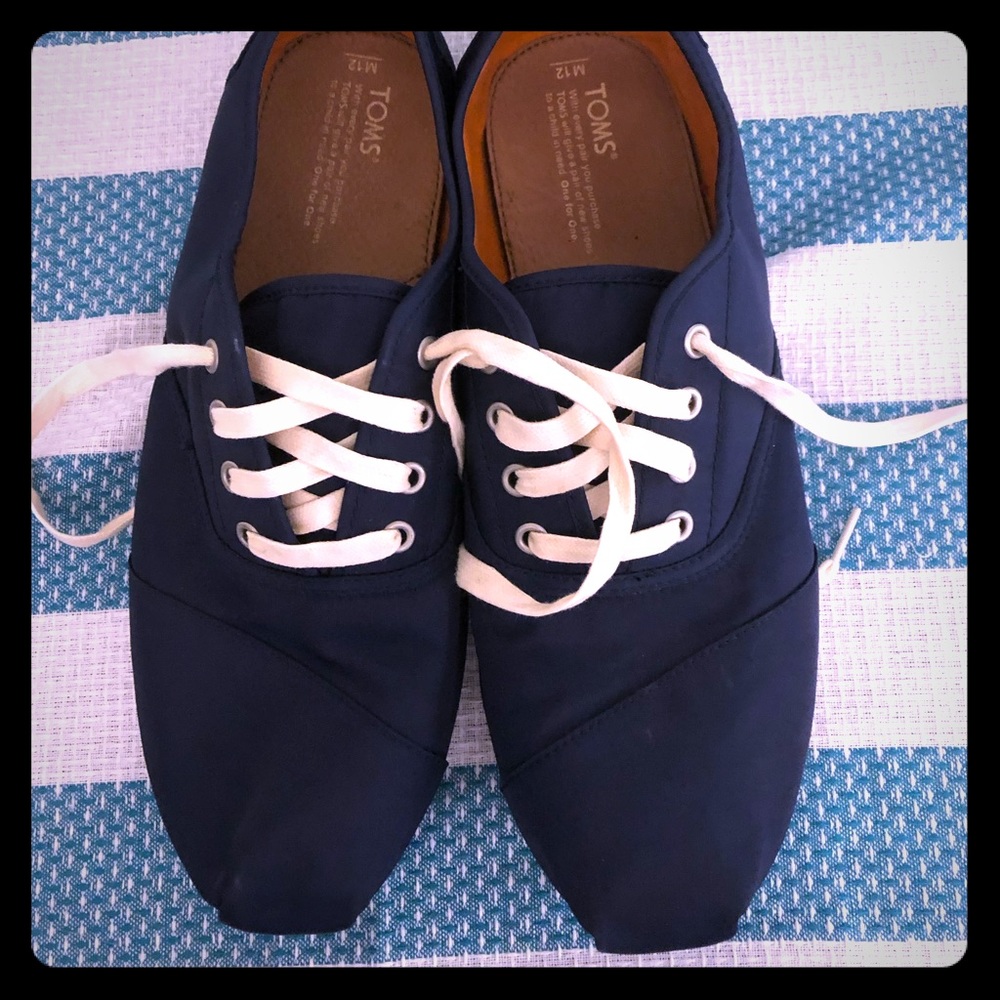 Men’s Navy Canvas Toms